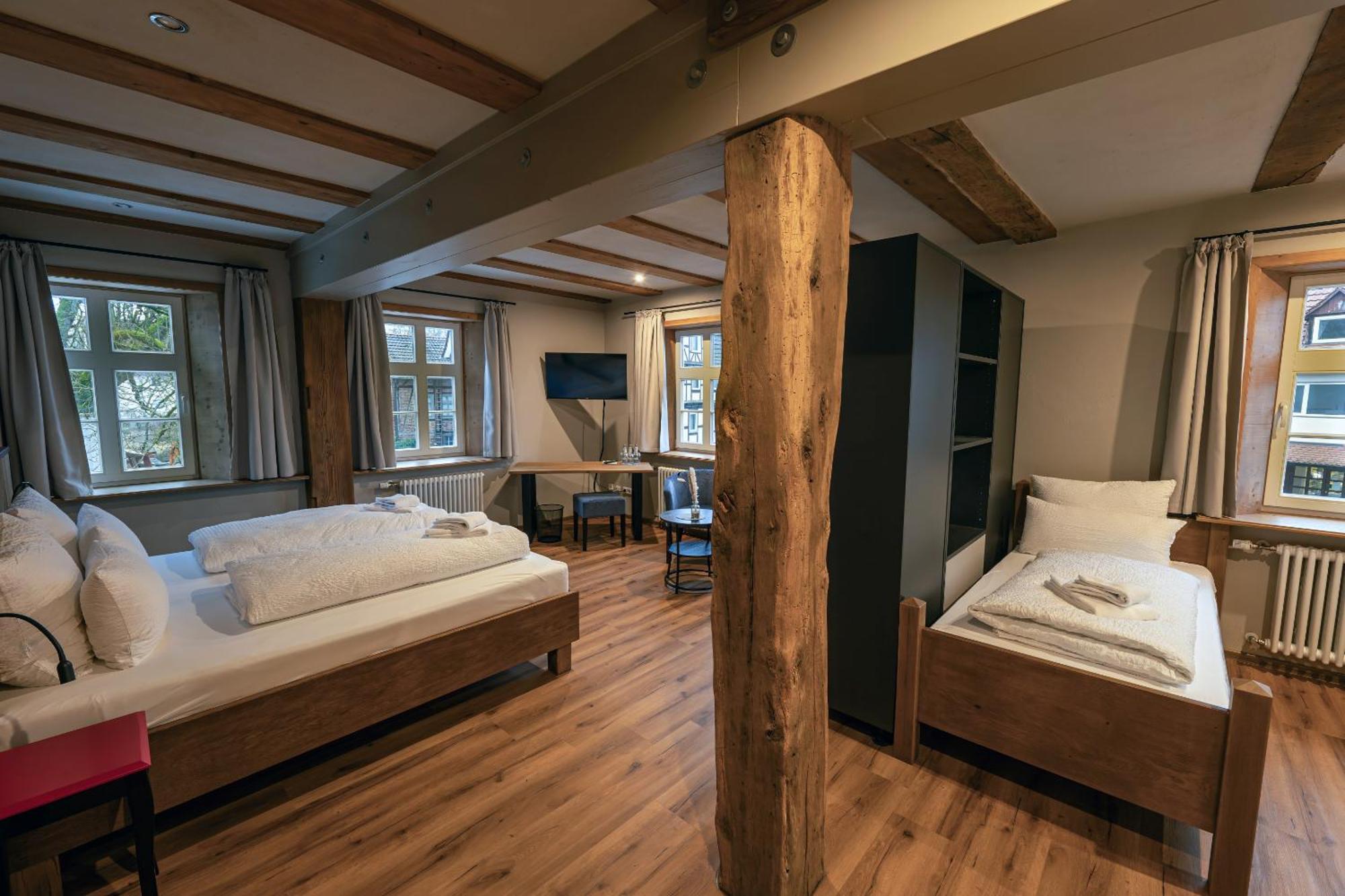 Landgasthof Koenig Von Preussen Helsa Номер фото